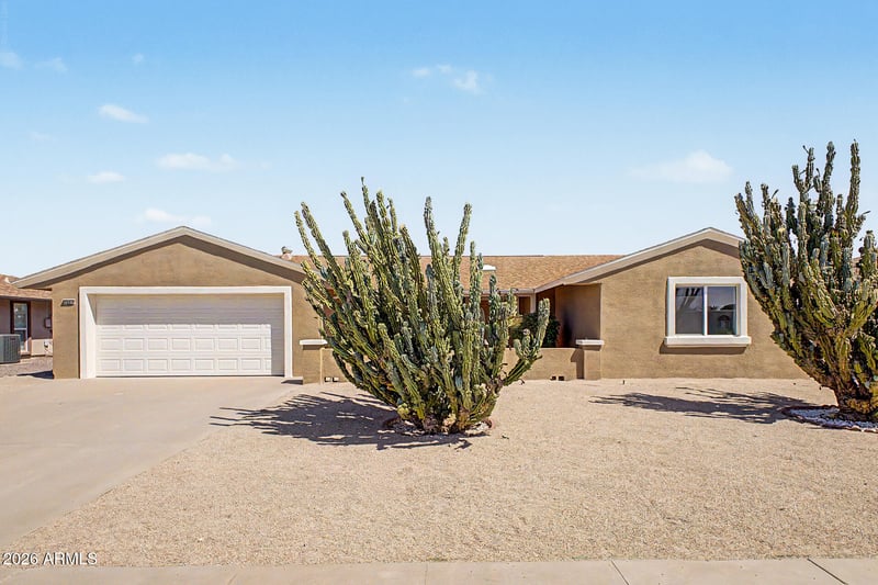 10014 W Oak Ridge Dr, Sun City, AZ 85351