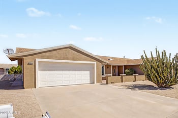 10014 W Oak Ridge Dr, Sun City, AZ 85351