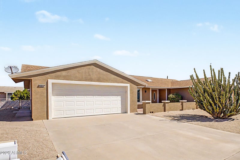 10014 W Oak Ridge Dr, Sun City, AZ 85351
