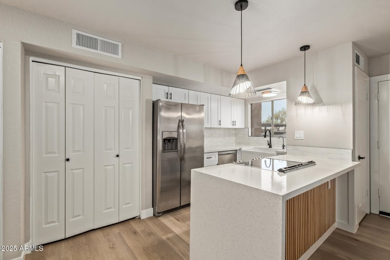 10015 14th St #7, Phoenix, AZ 85020