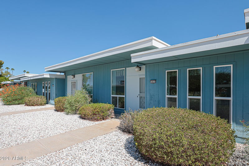 10016 W Lancaster Dr, Sun City, AZ 85351