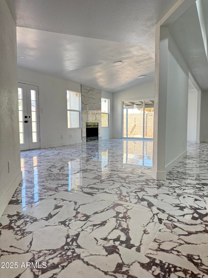 10017 Turney Ave, Phoenix, AZ 85037