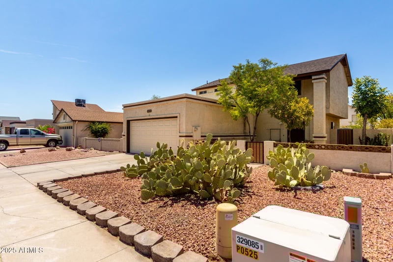 10018 66th Ave, Glendale, AZ 85302