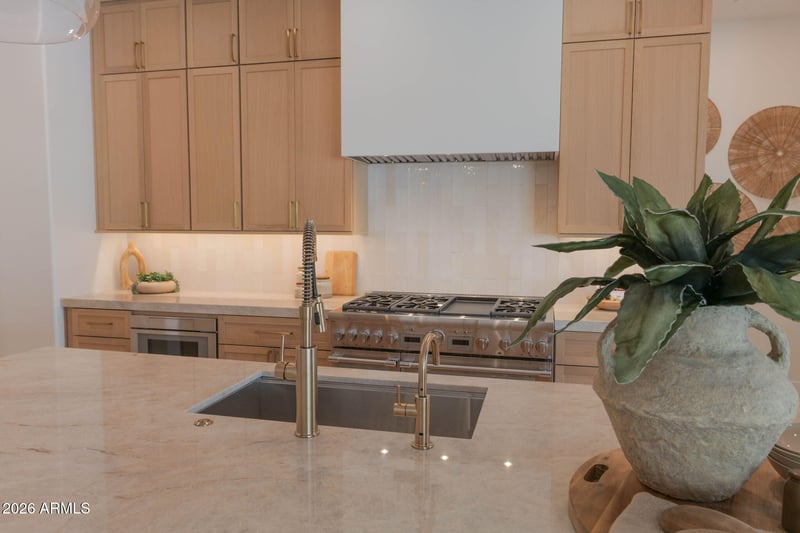 10018 E Ridgerunner Dr, Scottsdale, AZ 85255
