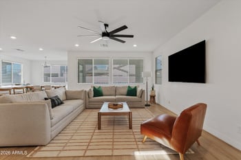 10018 Trent Ave, Mesa, AZ 85212