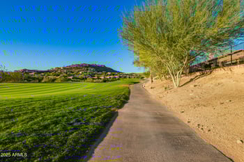 10019 Mountain View Rd #2114, Scottsdale, AZ 85258