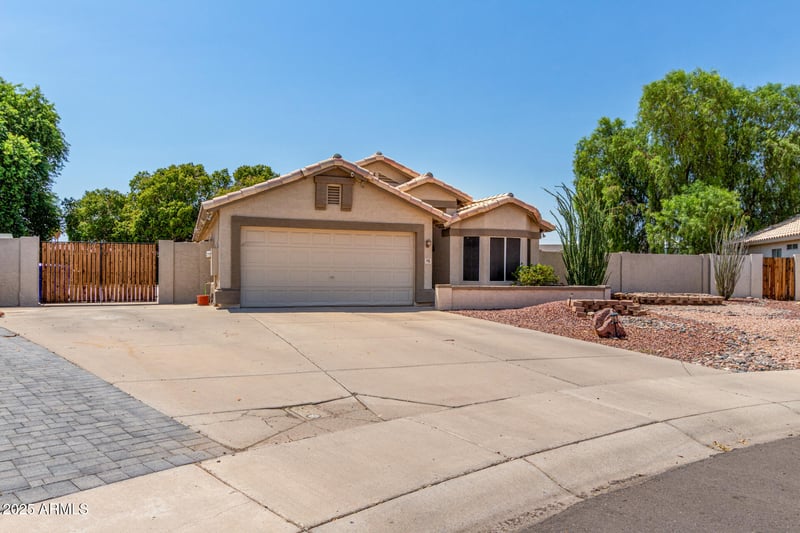 1002 Bogle Ave, Chandler, AZ 85225