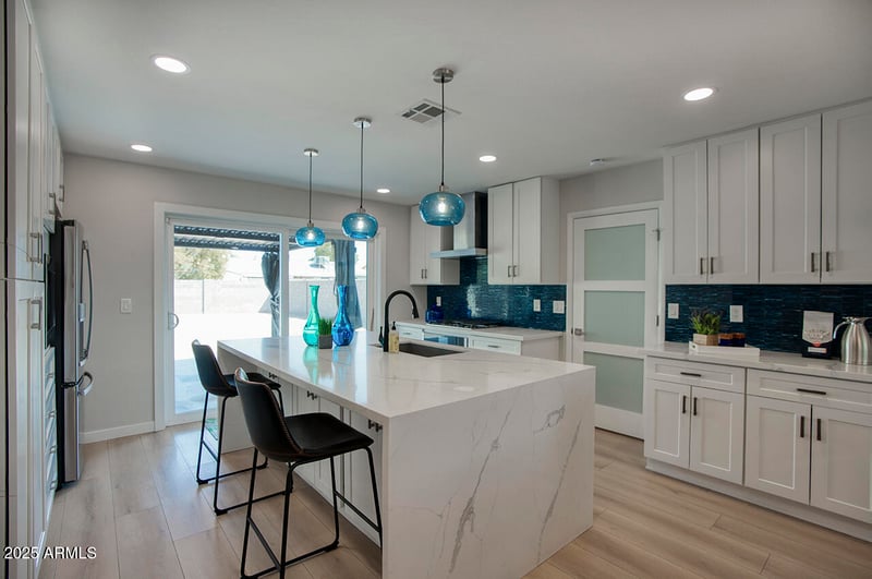 1002 Butler Dr, Phoenix, AZ 85020