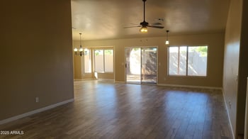 1002 E Hearne Way, Gilbert, AZ 85234
