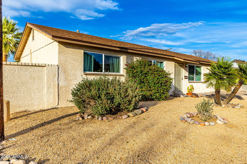 1002 E Orchid Ln, Phoenix, AZ 85020