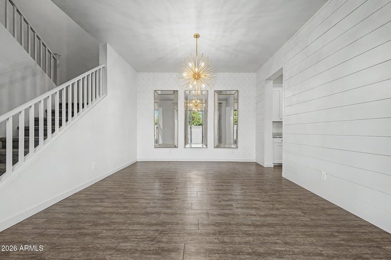 1002 Parkview Dr, Gilbert, AZ 85295