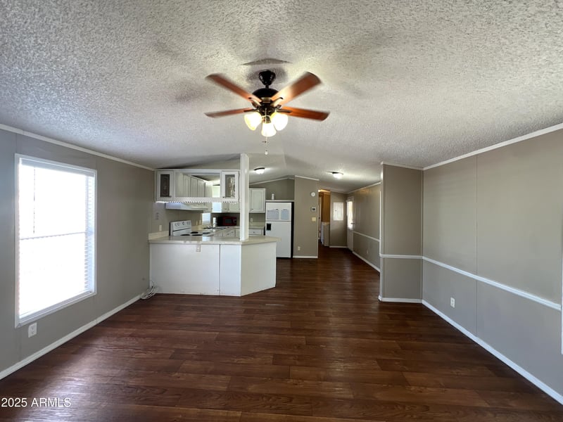 1002 Kachina Trl, Phoenix, AZ 85041