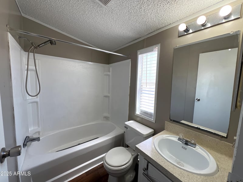 1002 Kachina Trl, Phoenix, AZ 85041