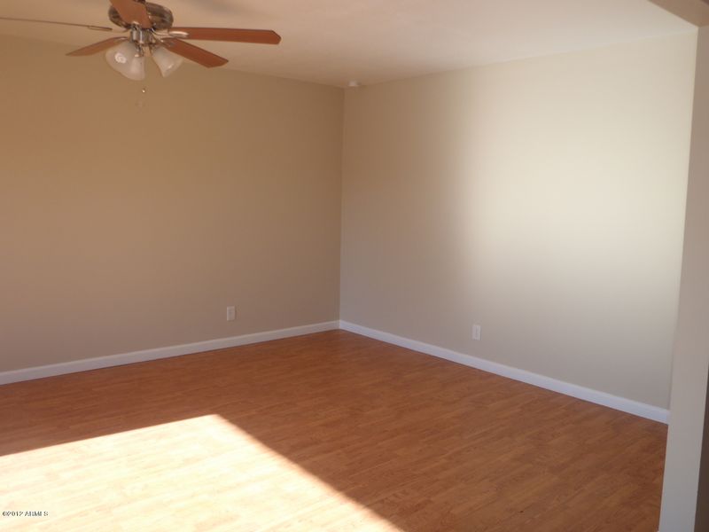 1002 N Wedgewood Dr, Mesa, AZ 85203