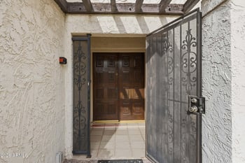 1002 Solar Dr, Phoenix, AZ 85021