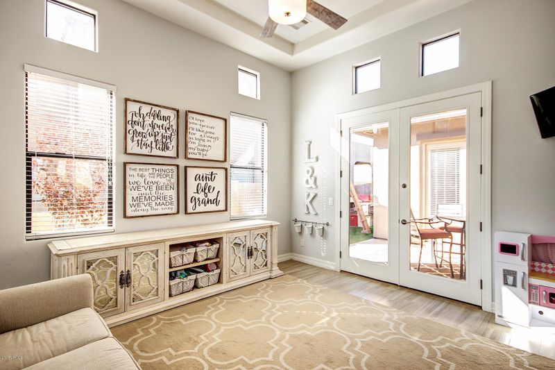 1002 W Calypso Ct, Gilbert, AZ 85233
