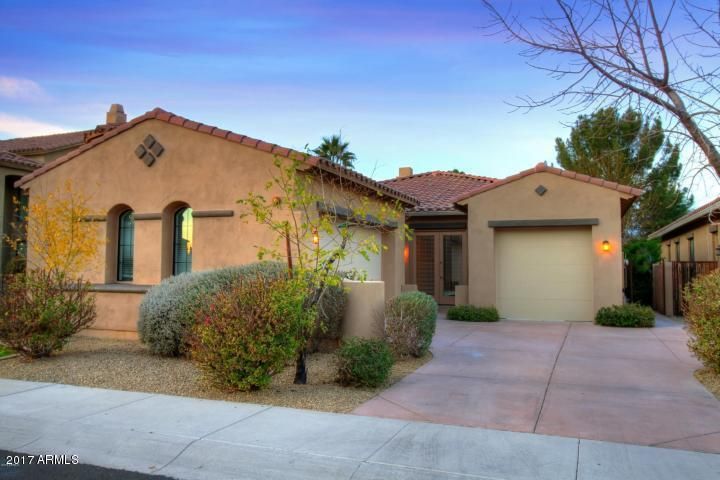 1002 W Calypso Ct, Gilbert, AZ 85233