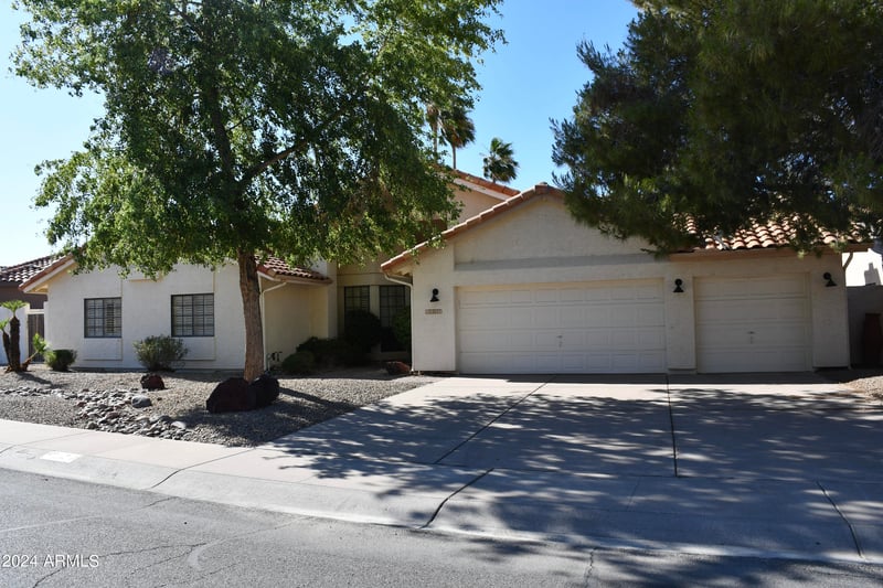 1002 W Coast Dr, Gilbert, AZ 85233