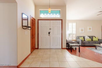 1002 W Coast Dr, Gilbert, AZ 85233