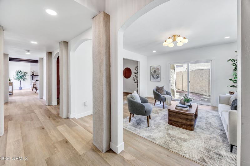 1002 Solar Dr, Phoenix, AZ 85021