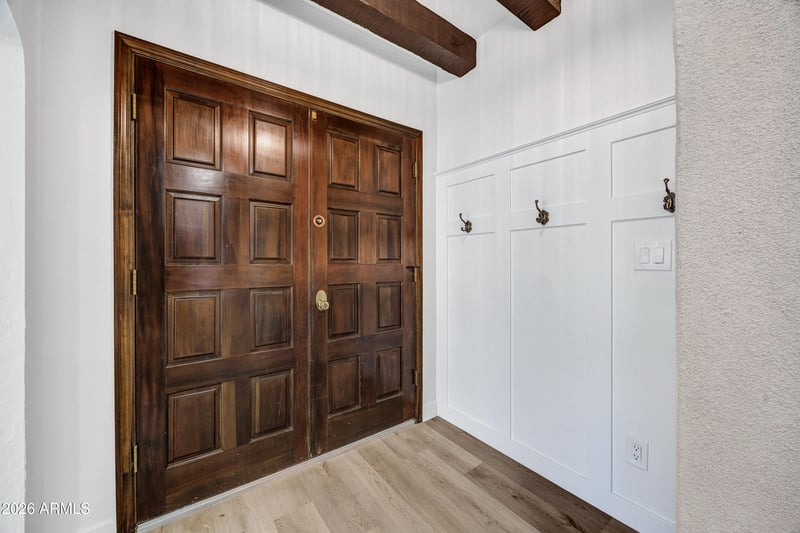 1002 Solar Dr, Phoenix, AZ 85021
