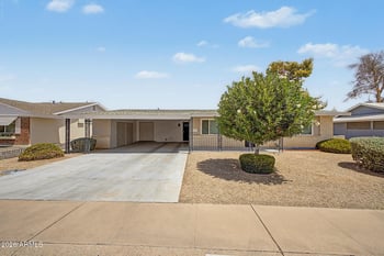 10020 Cumberland Dr, Sun City, AZ 85351