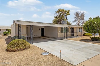 10020 Cumberland Dr, Sun City, AZ 85351