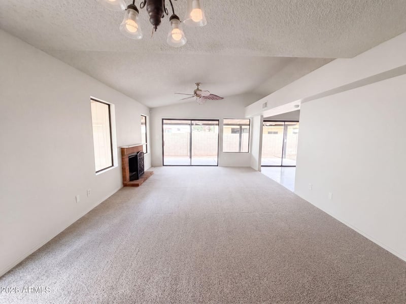 10020 W Montecito Ave, Phoenix, AZ 85037