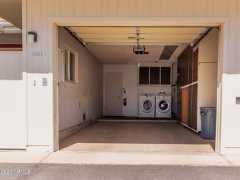 10020 W Royal Oak Rd #E, Sun City, AZ 85351