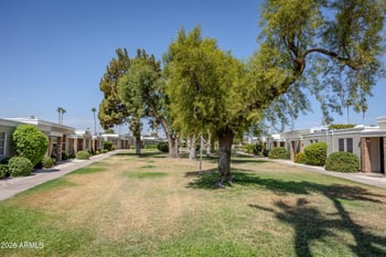 10021 W Thunderbird Blvd, Sun City, AZ 85351