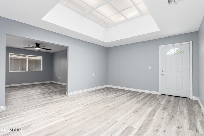 10022 W Mountain View Rd, Sun City, AZ 85351
