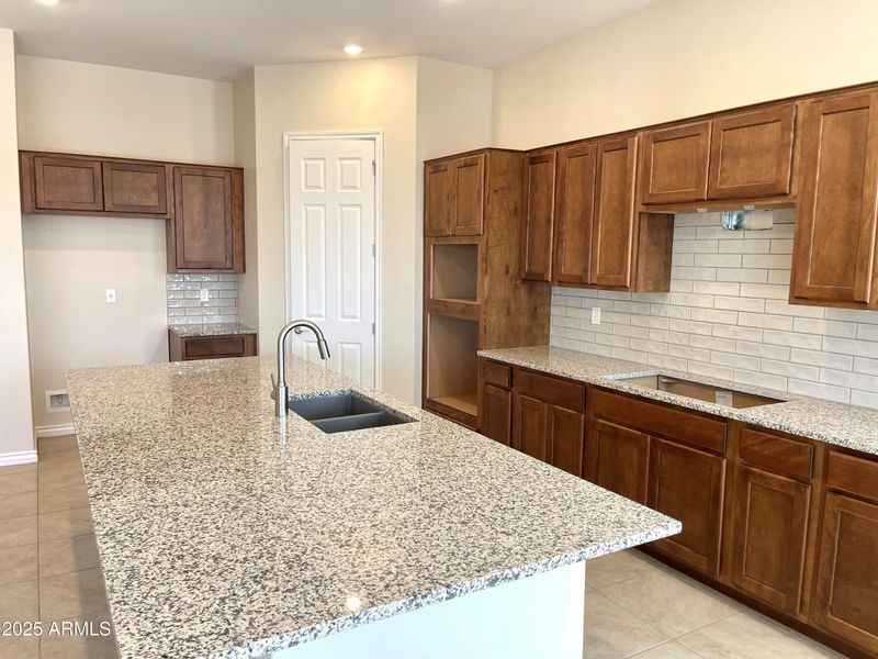 10022 W Verde Ln, Avondale, AZ 85392