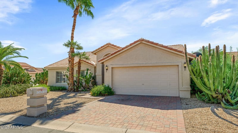 10023 Arrowvale Dr, Sun Lakes, AZ 85248