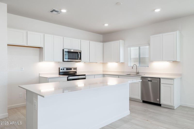 10023 N 176th Ave, Waddell, AZ 85355