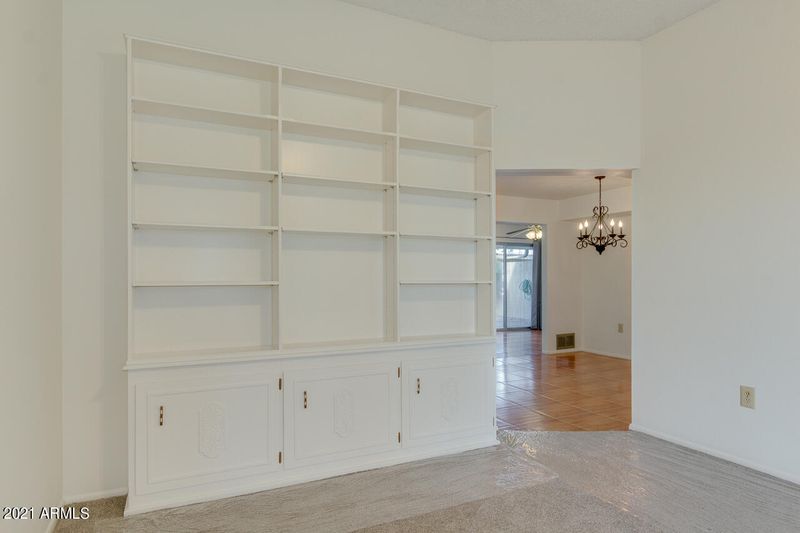 10023 W Thunderbird Blvd, Sun City, AZ 85351