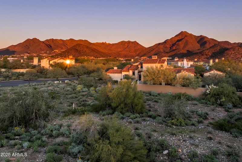 10025 Siesta Ln #3220, Scottsdale, AZ 85255