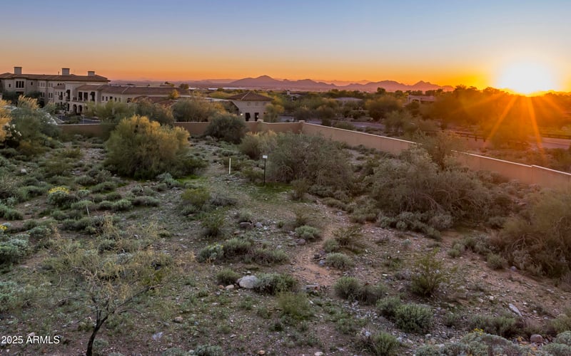 10025 Siesta Ln #3220, Scottsdale, AZ 85255