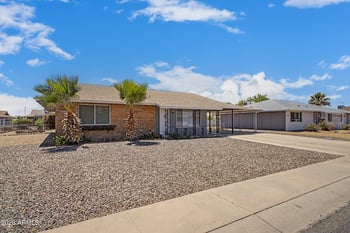 10025 Coggins Dr, Sun City, AZ 85351