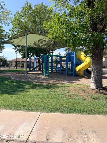 10025 W Sells Dr, Phoenix, AZ 85037