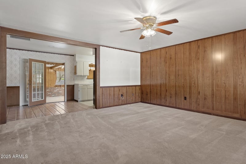 10027 Audrey Dr, Sun City, AZ 85351