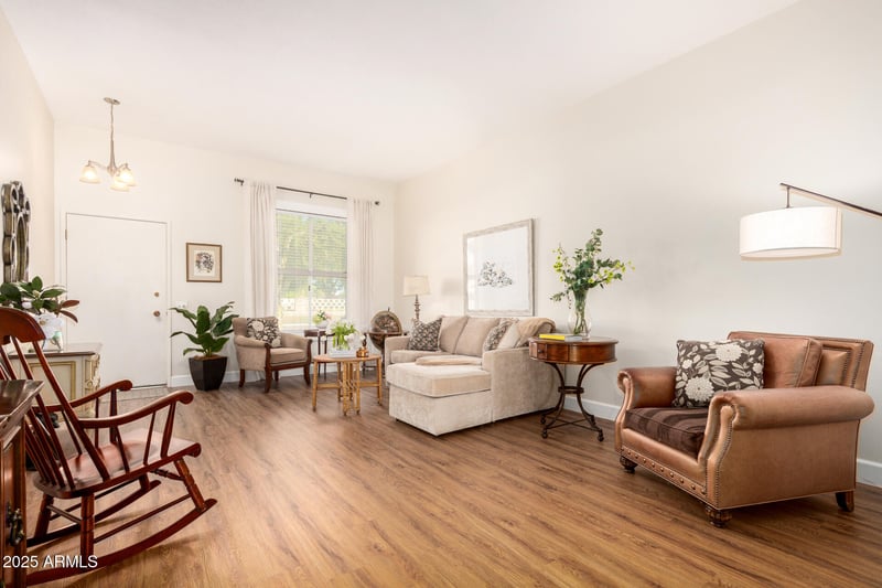 10027 Forrester Dr, Sun City, AZ 85351