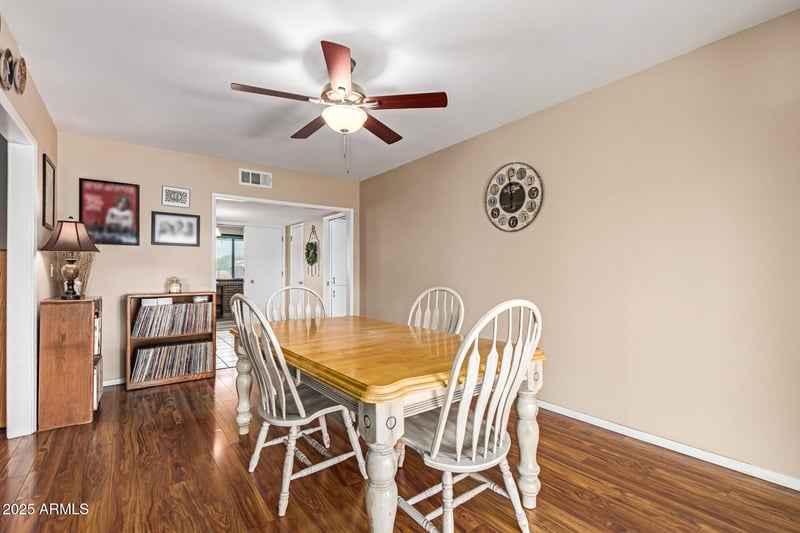 10027 Tarrytown Ave, Sun City, AZ 85351