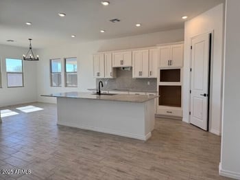 10027 Verde Ln, Avondale, AZ 85392