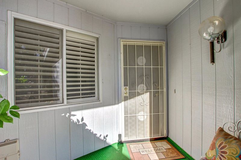 10027 W Hutton Dr, Sun City, AZ 85351