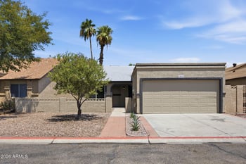 10029 66th Ln, Glendale, AZ 85302