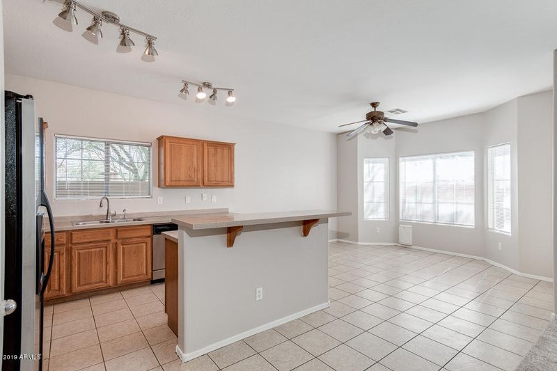 1003 E Blue Spruce Ln, Gilbert, AZ 85298