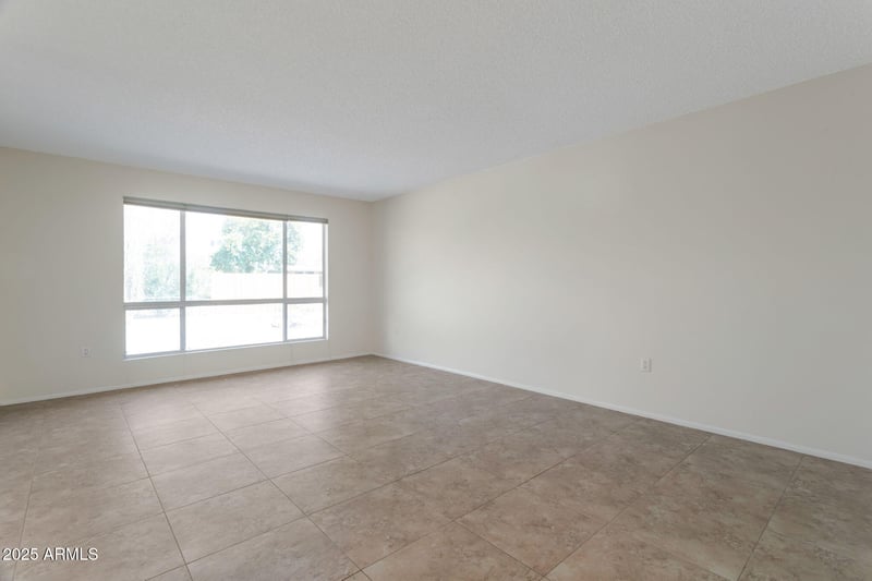 10030 Denham Dr, Sun City, AZ 85351