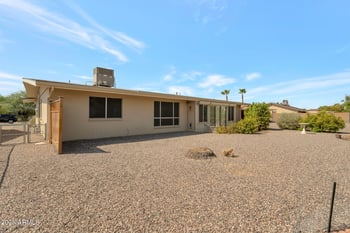 10030 Denham Dr, Sun City, AZ 85351