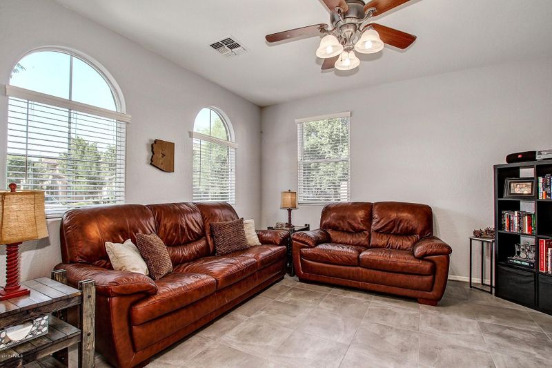 10030 E Isleta Ave, Mesa, AZ 85209