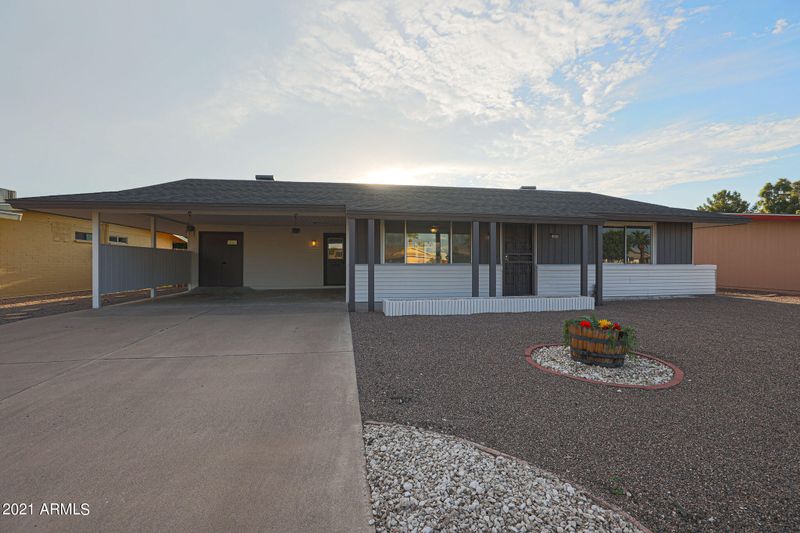 10030 N 107th Ave, Sun City, AZ 85351